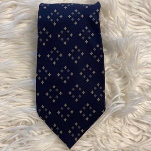 Giorgio Armani Man Tie 3.5” navy blue with some tan through very nice tie